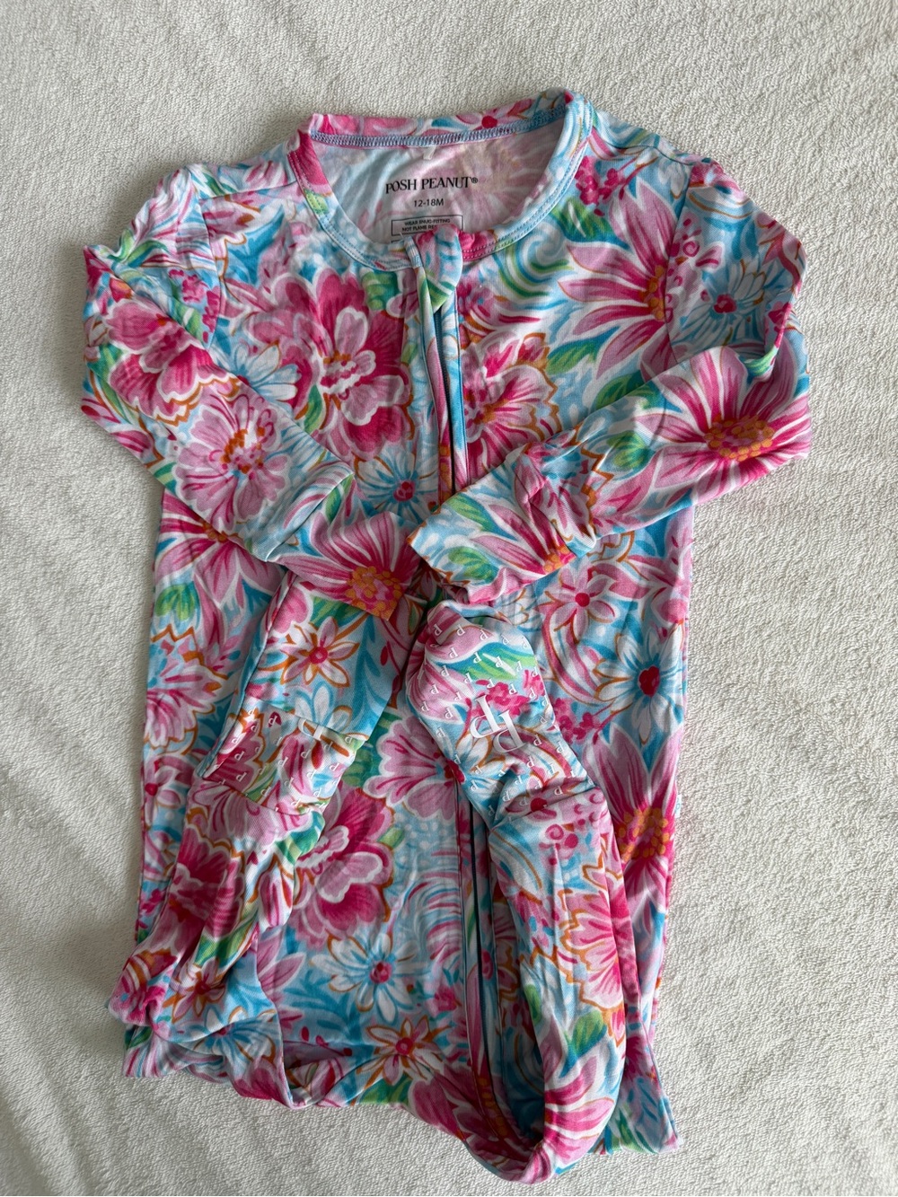 NWOT Posh Peanut Flora footies 12-18M